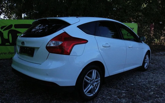 Ford Focus cena 33900 przebieg: 160000, rok produkcji 2014 z Nowa Dęba małe 379